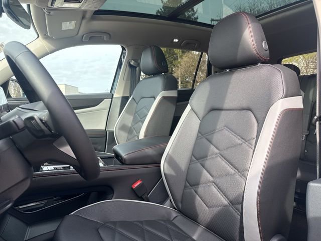 New 2026 Volkswagen Atlas Peak Edition image 10