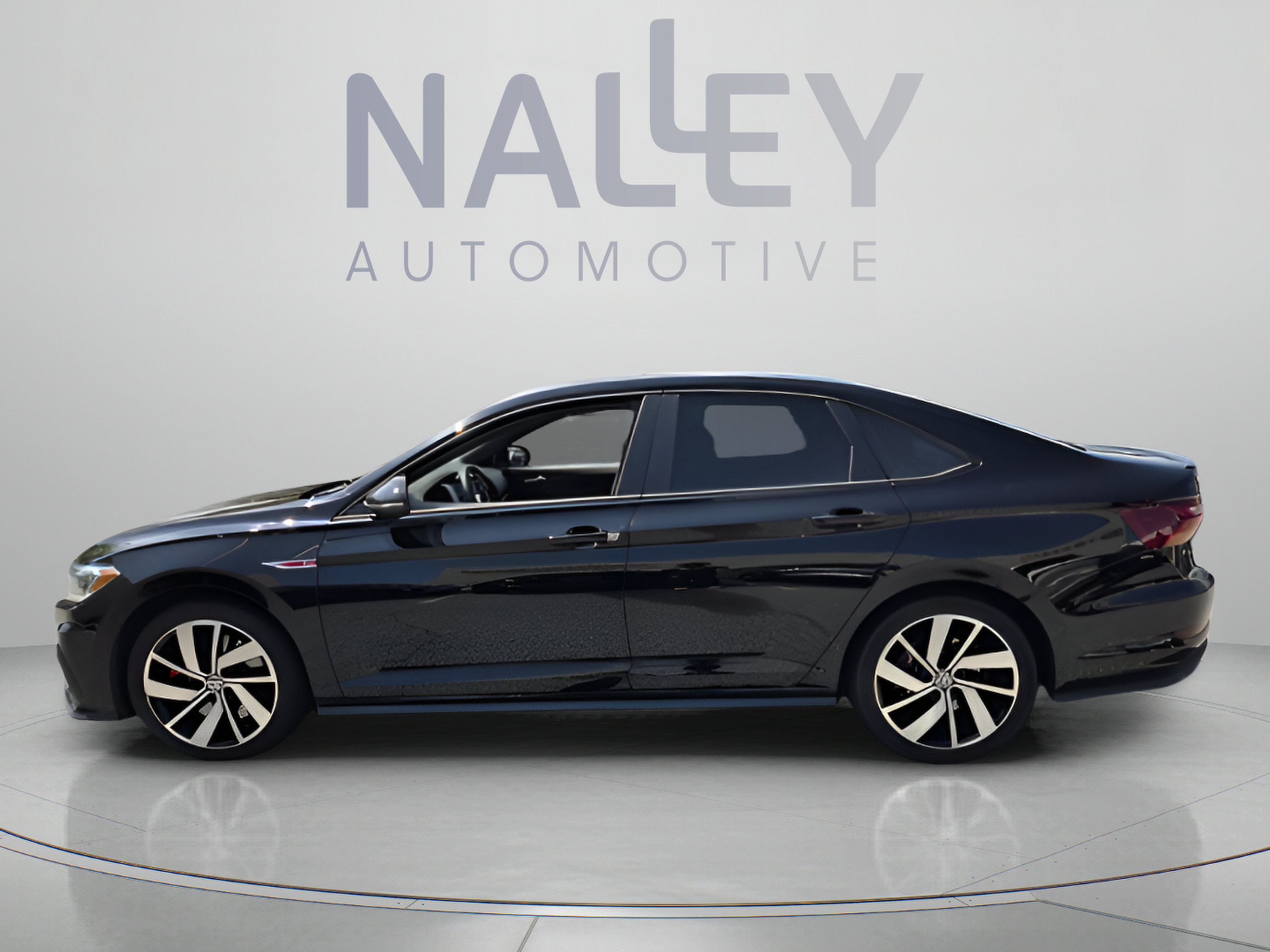 Used 2019 Volkswagen Jetta GLI FWD image 2
