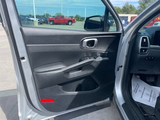 Used 2021 Kia Sorento S w/ Panoramic Sunroof Package FWD image 20