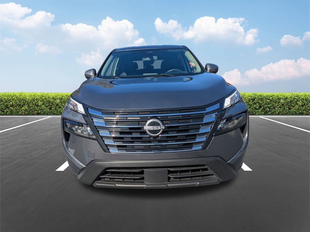 Used 2024 Nissan Rogue SV image 9
