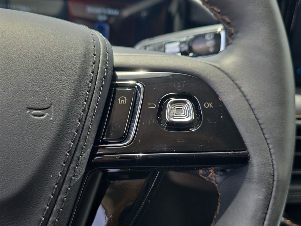 New 2025 Lincoln Aviator 2WD w/ Equipment Group 101A image 27