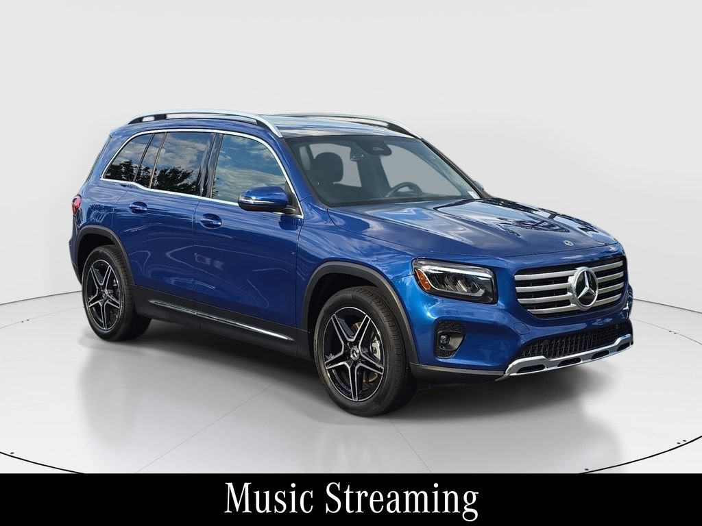Used 2026 Mercedes-Benz GLB 250 image 3