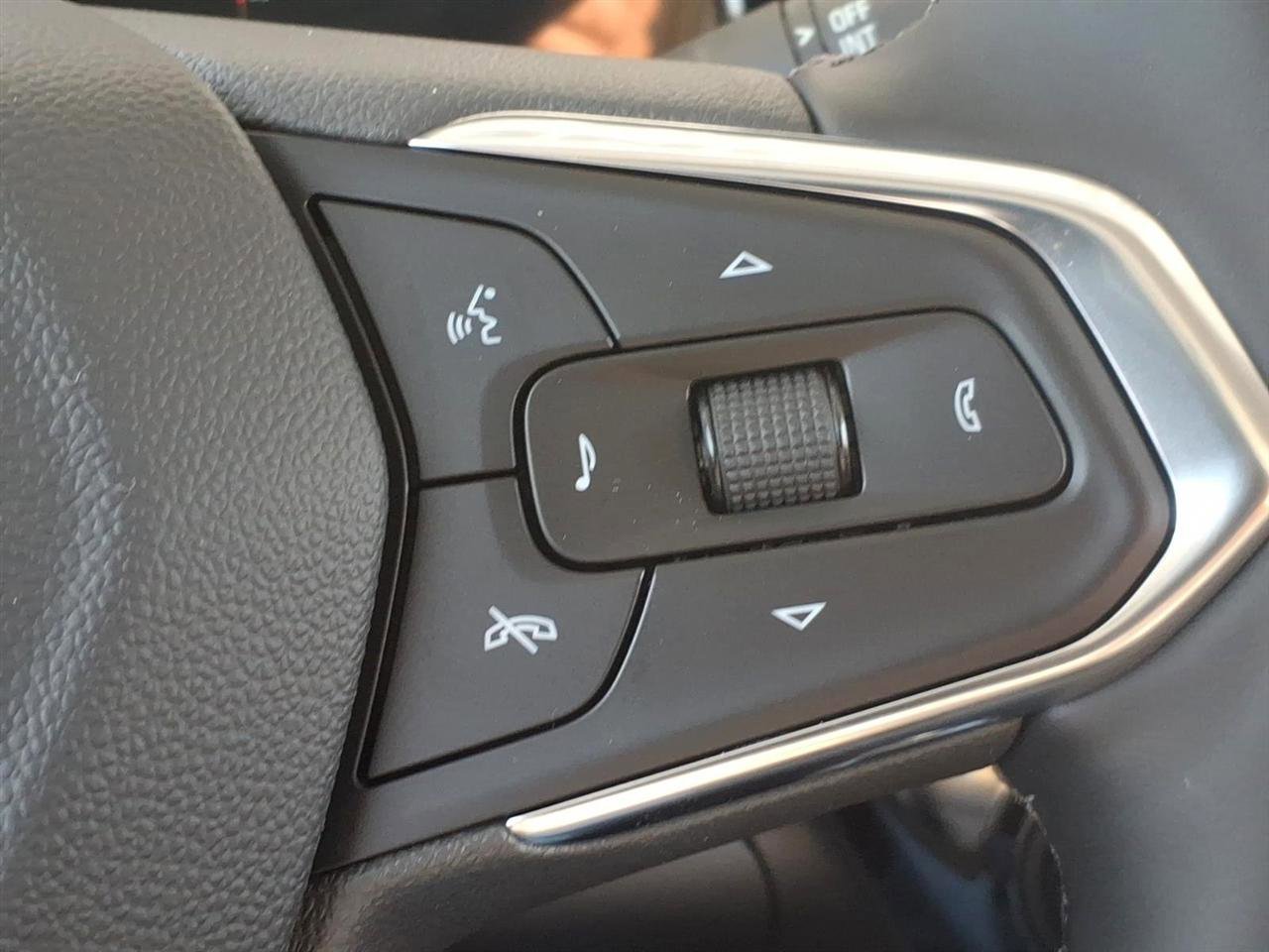 New 2026 Chevrolet Trax ACTIV w/ Driver Confidence Package image 19