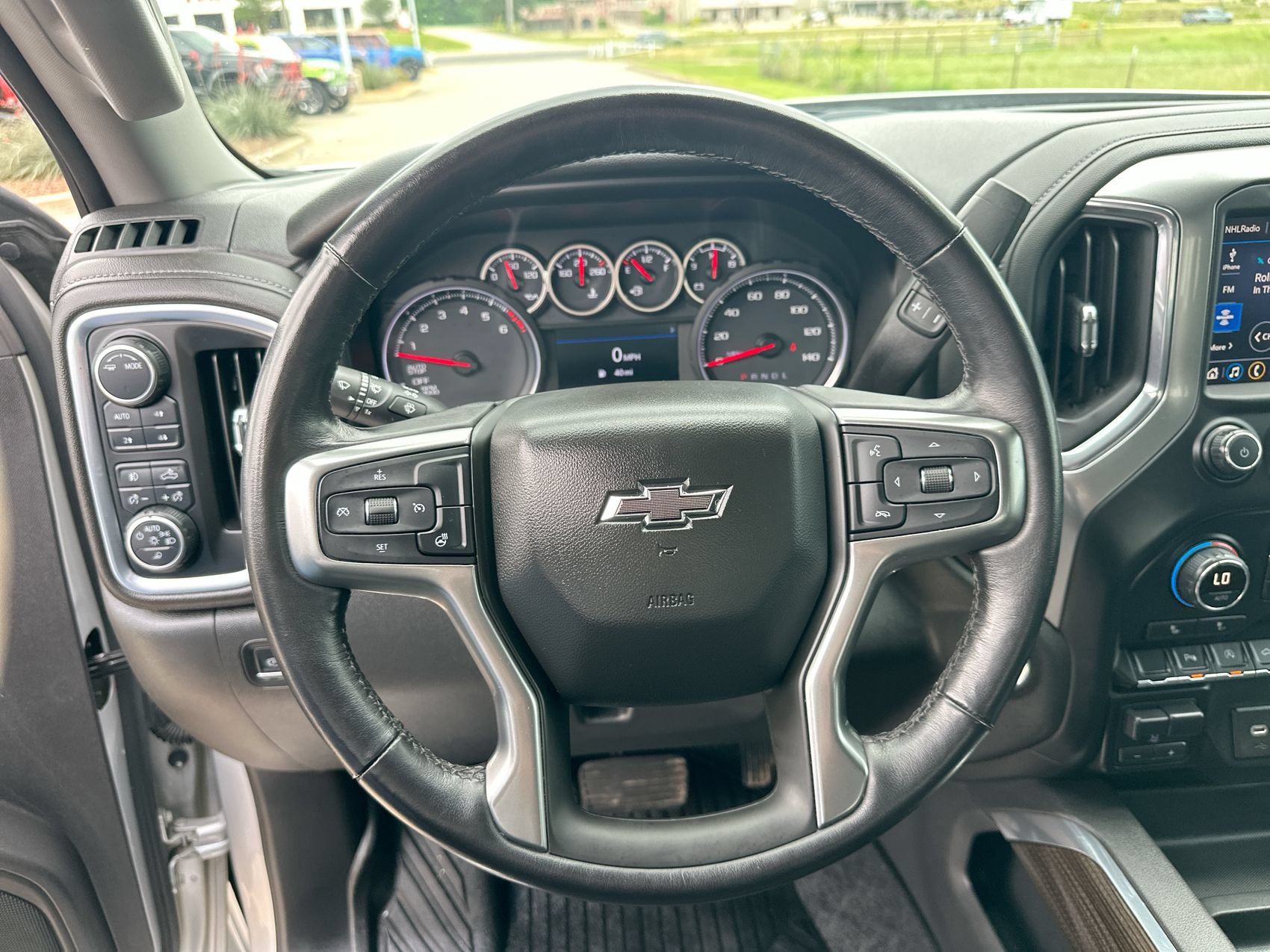 Used 2020 Chevrolet Silverado 1500 LT Trail Boss AWD/4WD image 14