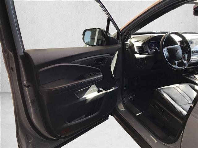 Certified 2023 Honda Passport TrailSport image 14