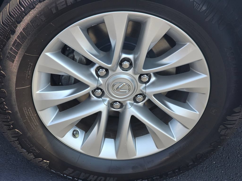 Used 2023 Lexus GX 460 Premium w/ Premium Package AWD/4WD image 11