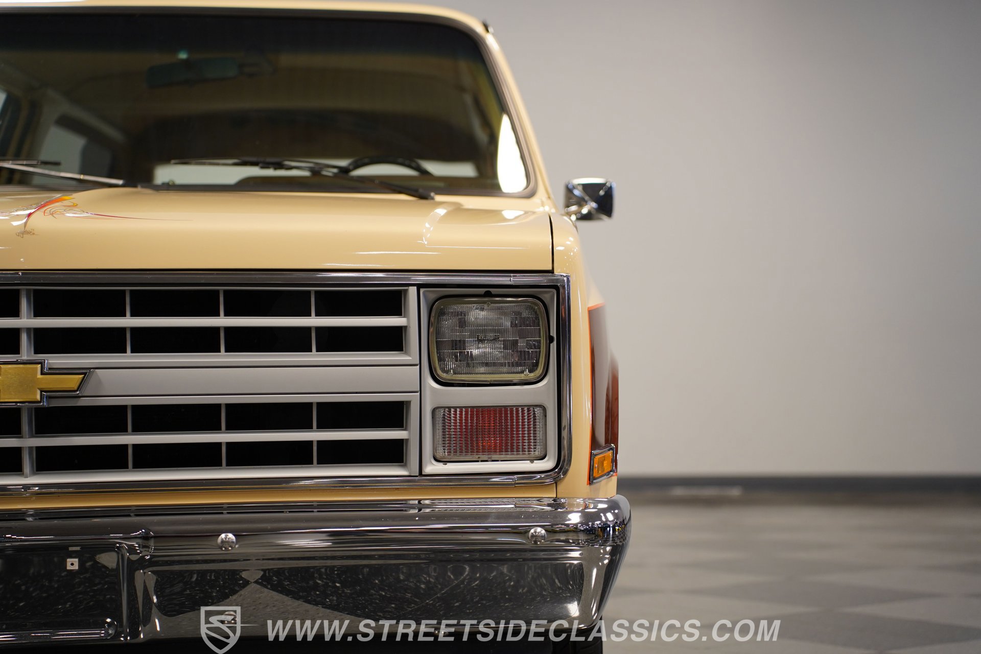 Used 1987 GMC Suburban 2WD image 20