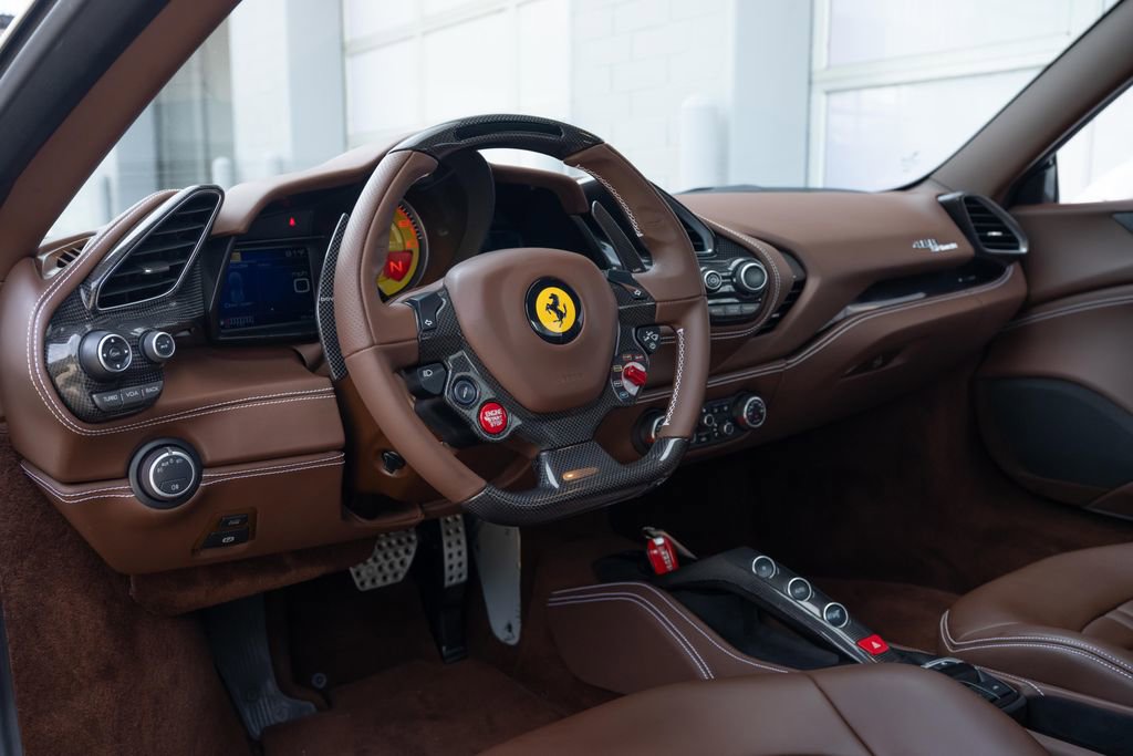 Used 2018 Ferrari 488 Spider RWD image 32