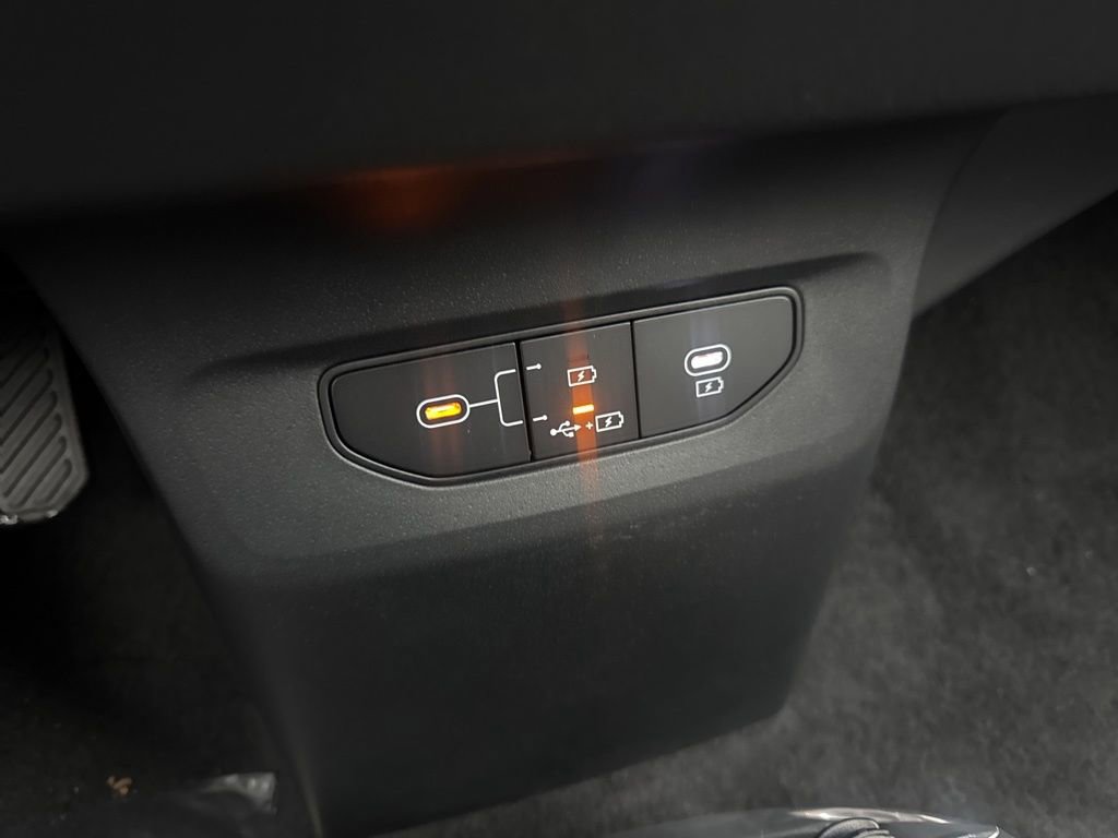 New 2025 Kia EV6 Wind image 5