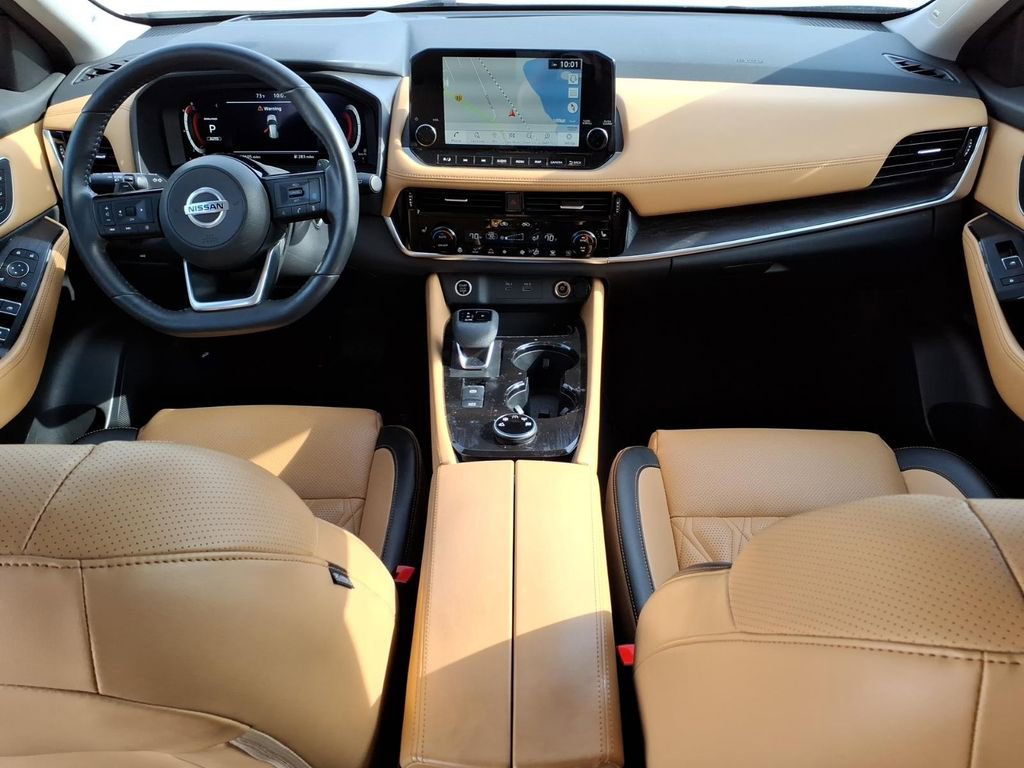 Used 2021 Nissan Rogue Platinum image 30