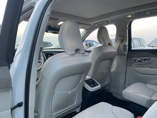 Certified 2023 Volvo XC90 B6 Plus AWD/4WD image 23