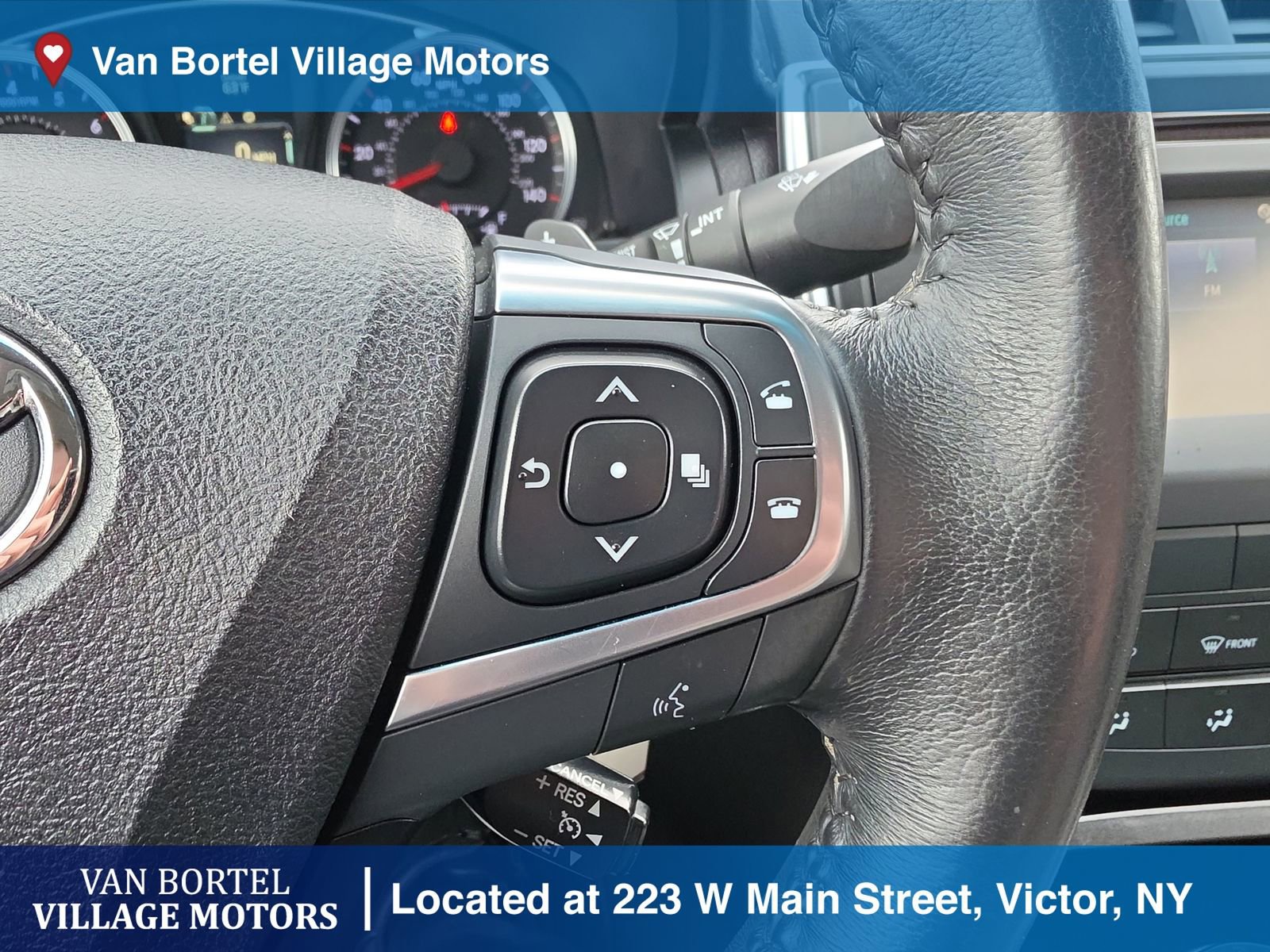 Used 2017 Toyota Camry SE FWD image 17