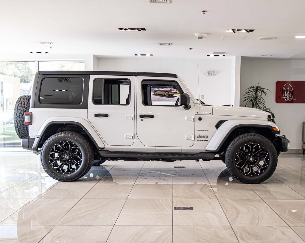 Used 2021 Jeep Wrangler Unlimited Sahara w/ Safety Group AWD/4WD image 9