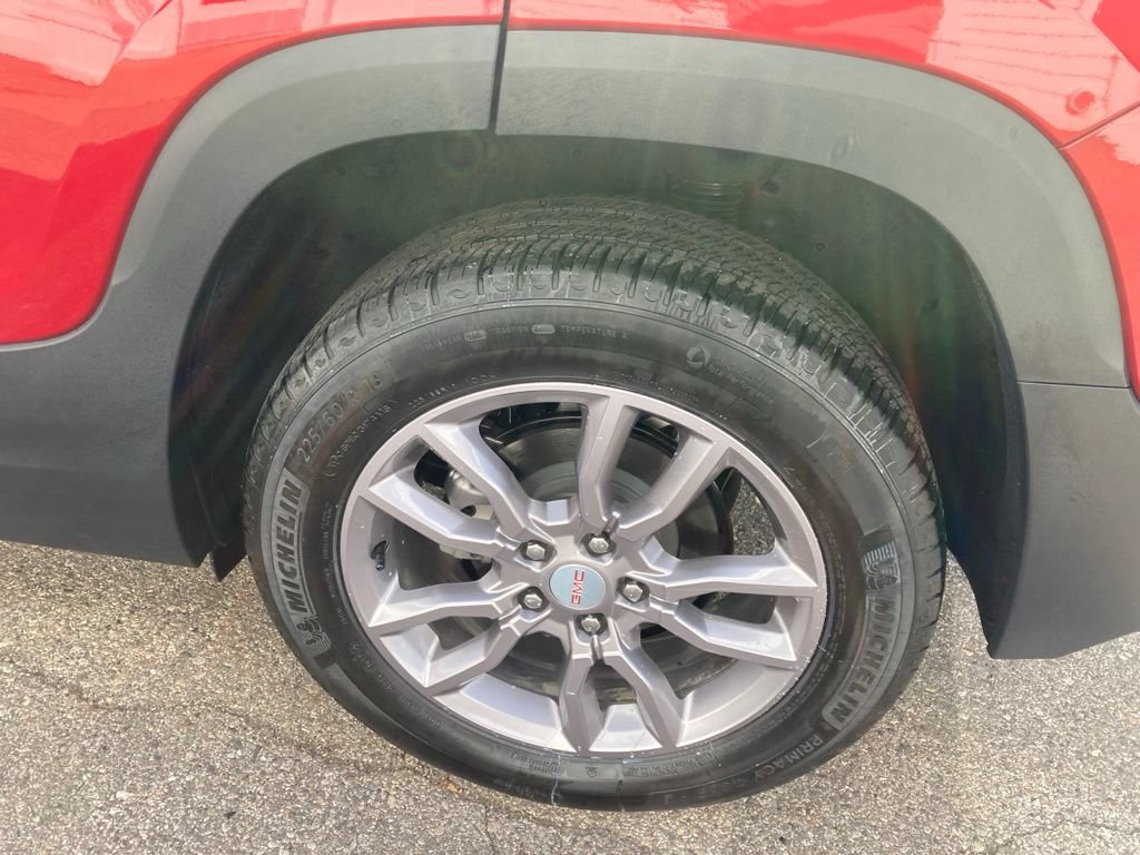 Certified 2023 GMC Terrain SLT w/ Infotainment Package II AWD/4WD image 9