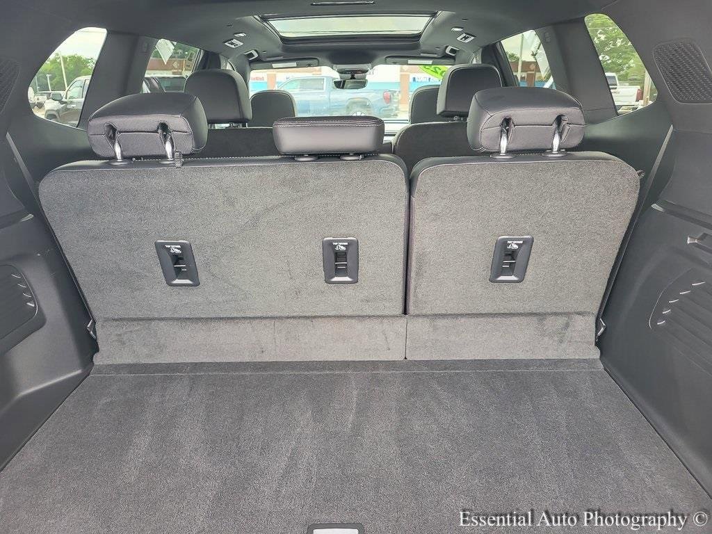 Used 2025 Buick Enclave Avenir w/ Super Cruise Package image 20