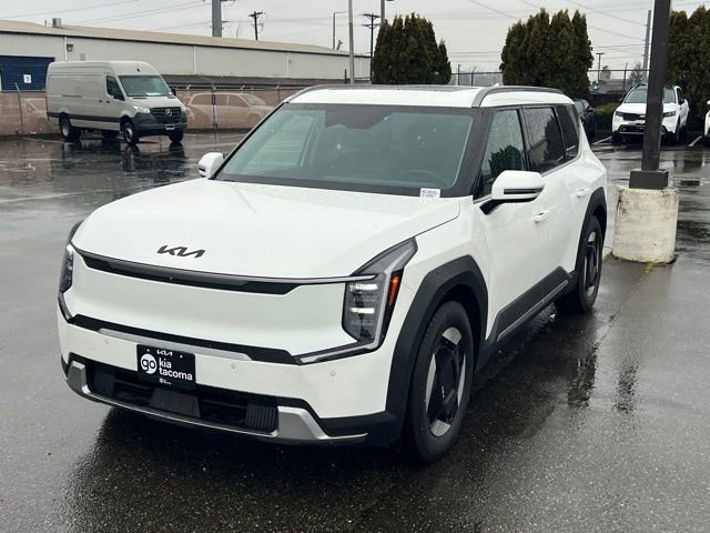 Used 2024 Kia EV9 Wind image 3