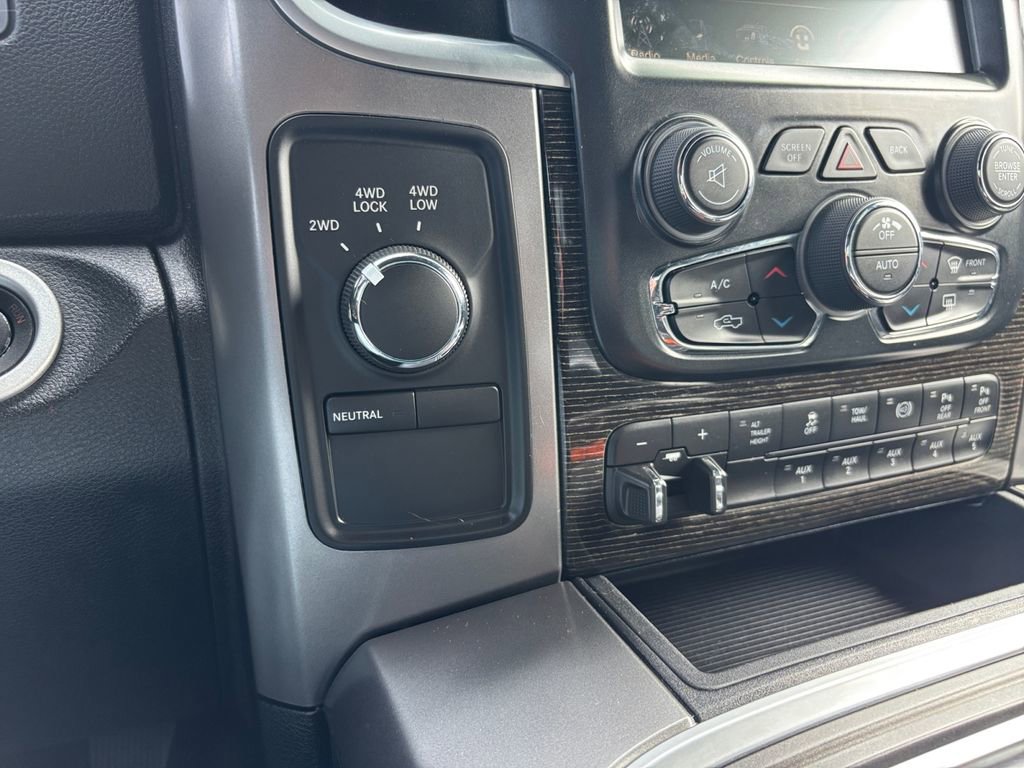 Used 2017 RAM 3500 Laramie Longhorn AWD/4WD image 37