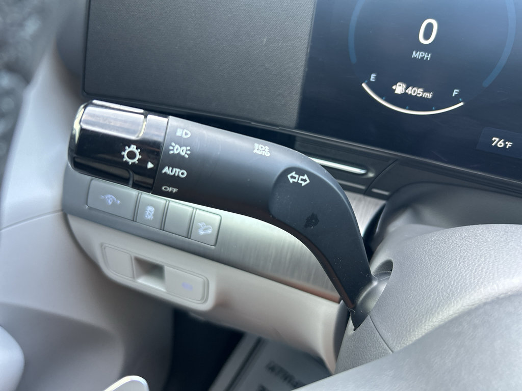 Used 2024 Hyundai Kona SEL w/ Convenience Package FWD image 27