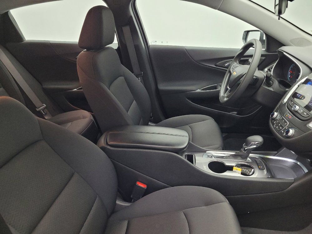 Used 2024 Chevrolet Malibu LT image 21