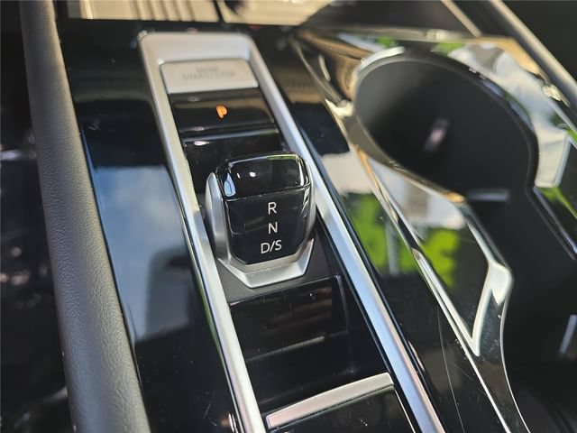 Used 2026 Volkswagen Atlas Cross Sport SE FWD image 21