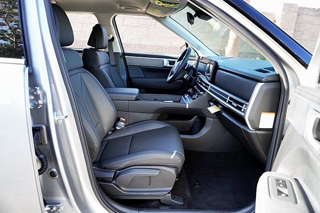 New 2026 Hyundai Santa Fe SEL FWD image 14