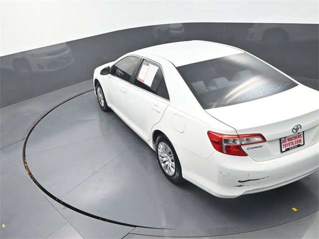 Used 2012 Toyota Camry LE image 23