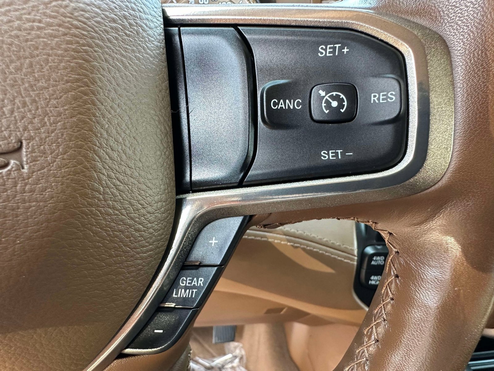 Used 2020 RAM 1500 Limited AWD/4WD image 17