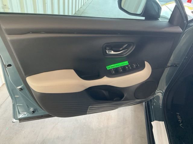 New 2026 Honda HR-V LX image 4