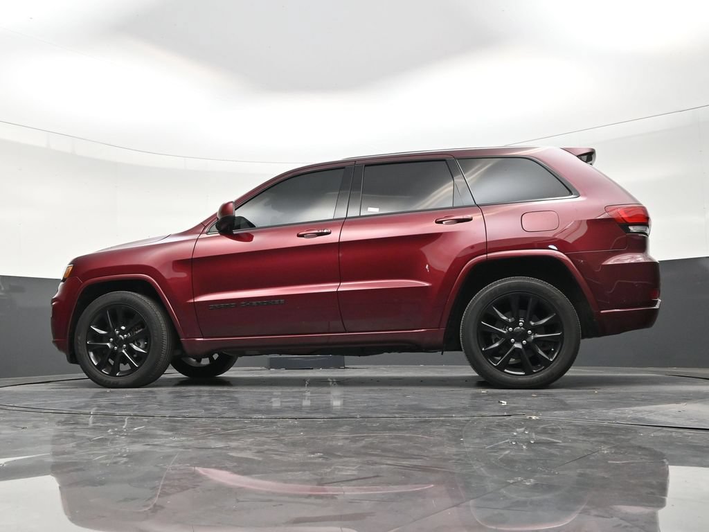 Used 2021 Jeep Grand Cherokee Laredo X RWD image 21