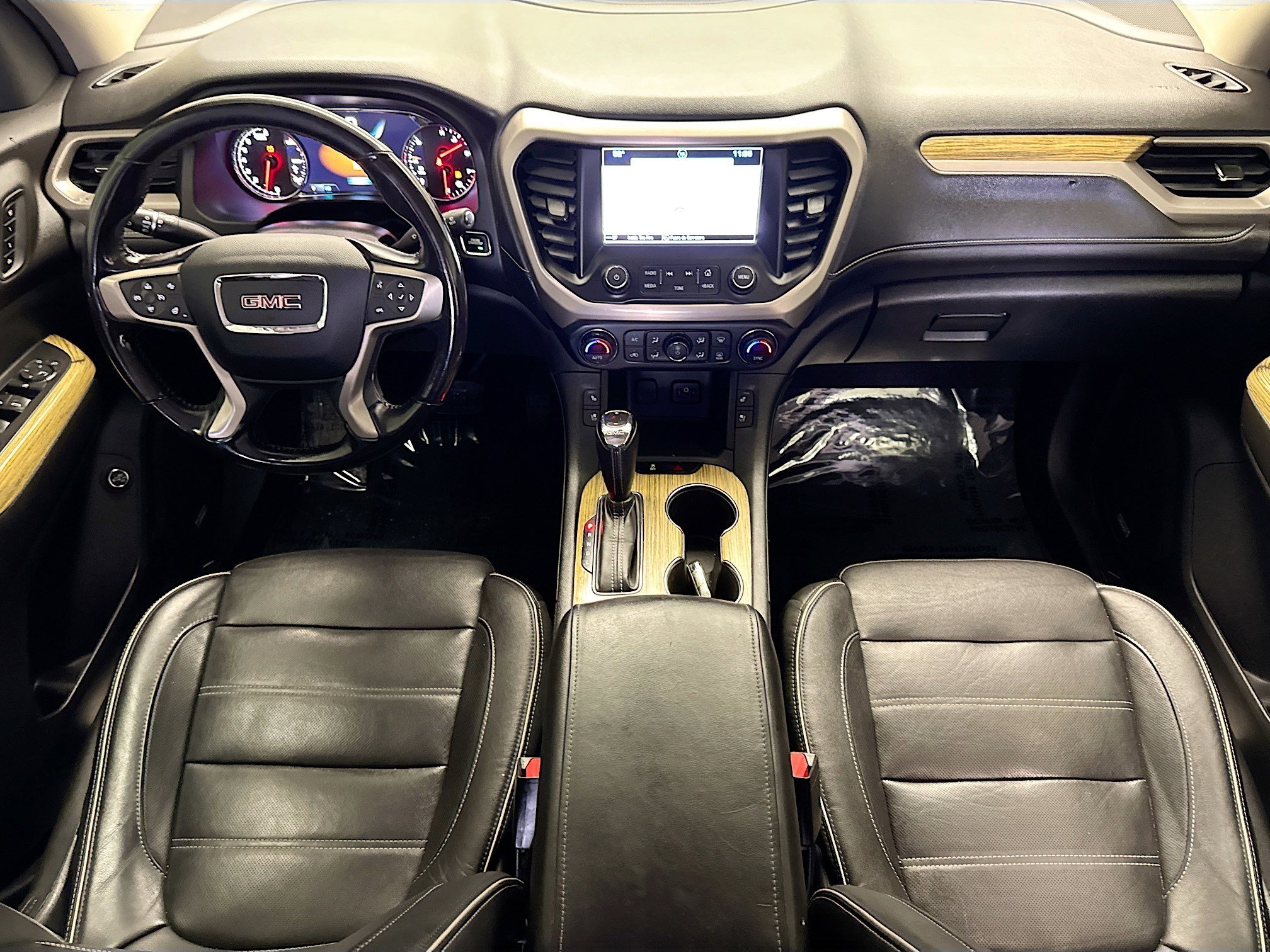 Used 2019 GMC Acadia Denali image 14