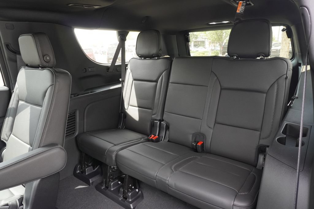 New 2026 GMC Yukon XL Denali w/ Denali Reserve Package AWD/4WD image 10
