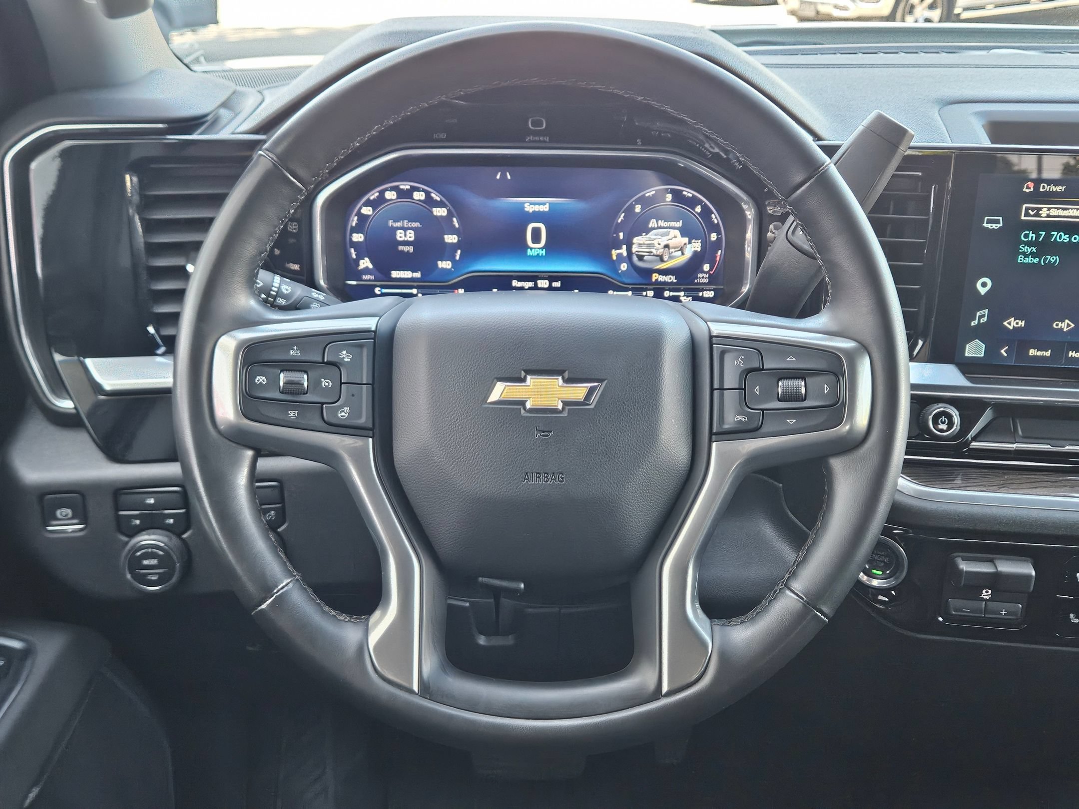 Used 2025 Chevrolet Silverado 2500 LT w/ Convenience Package AWD/4WD image 15