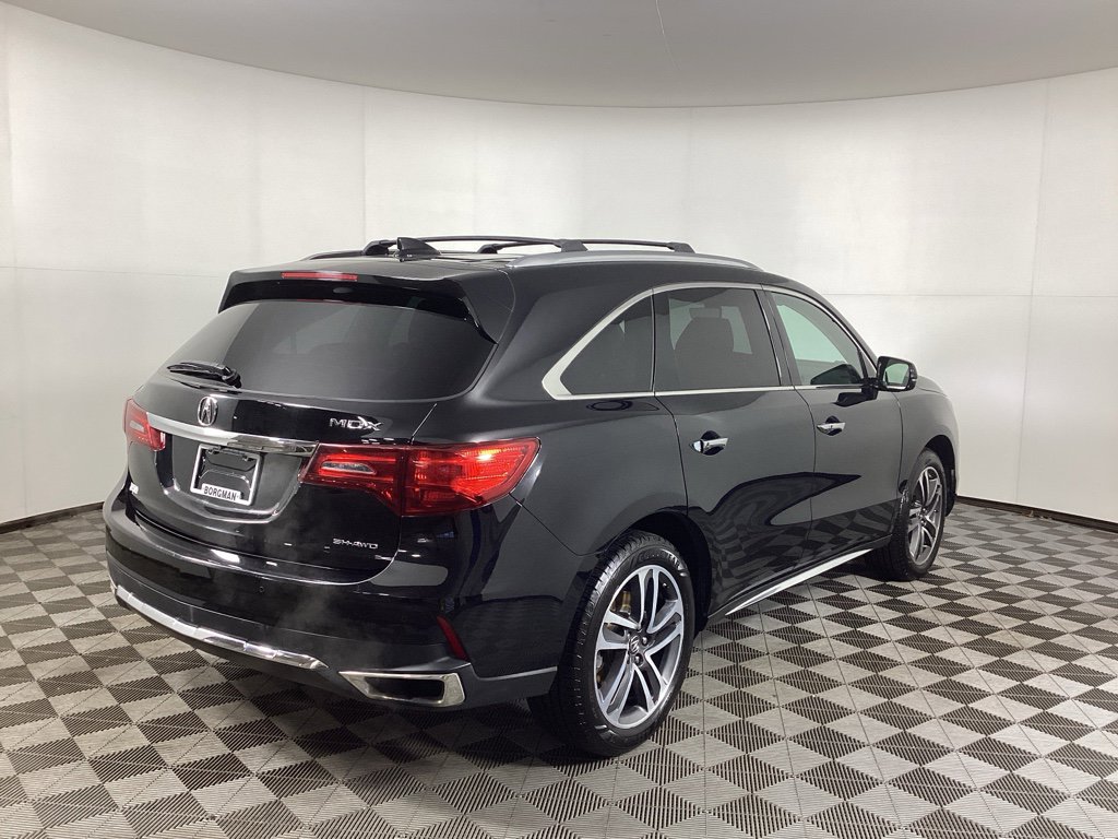 Used 2017 Acura MDX SH-AWD w/ Advance Package image 2