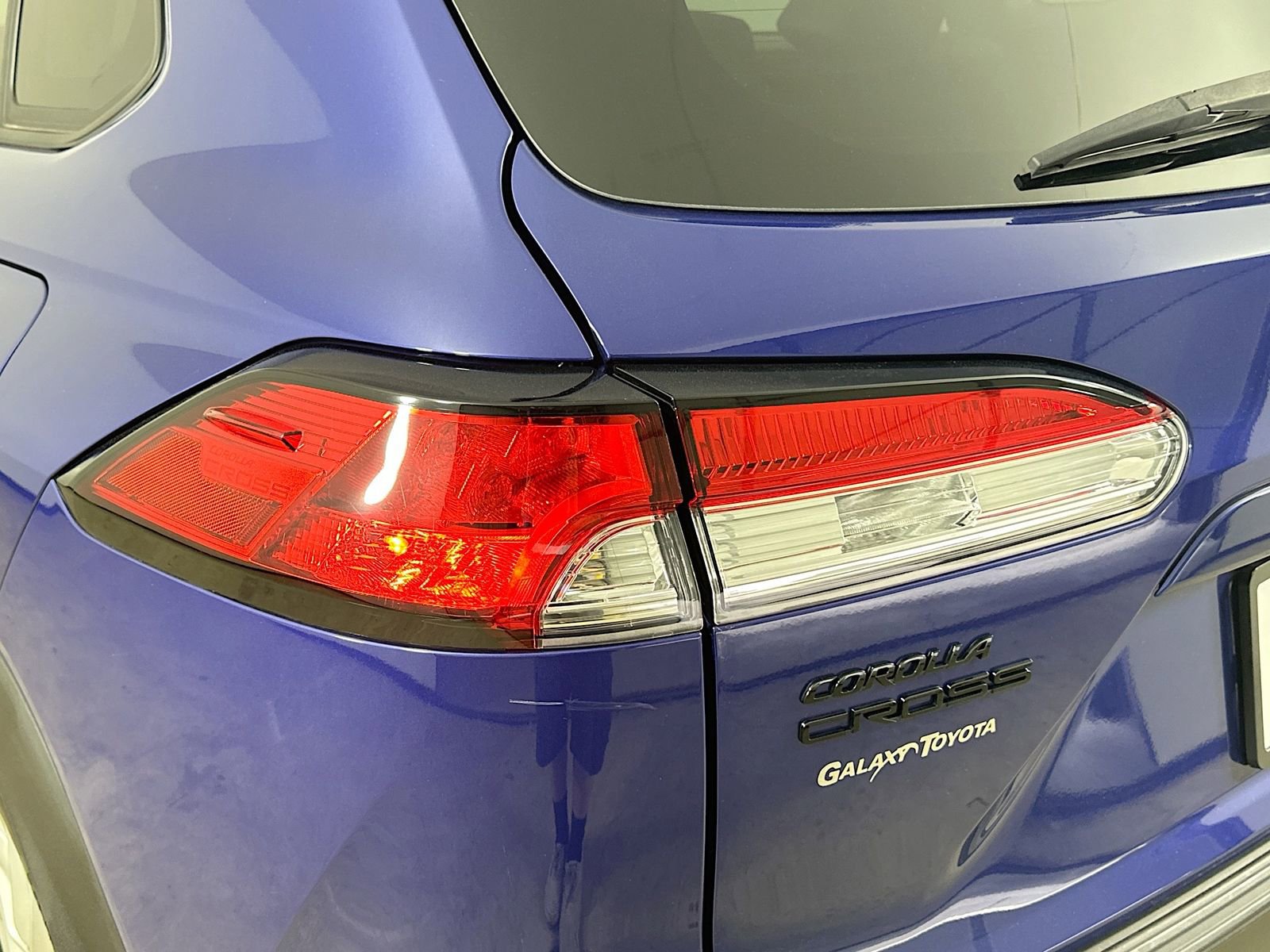Used 2022 Toyota Corolla Cross LE AWD/4WD image 12