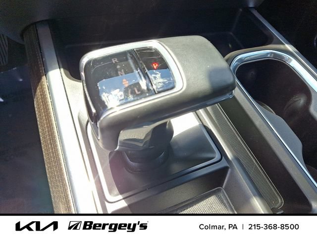 Used 2024 Chevrolet Silverado 1500 LT Trail Boss w/ LT Trail Boss Premium Package AWD/4WD image 17