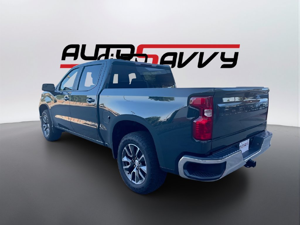 Used 2025 Chevrolet Silverado 1500 LT AWD/4WD image 5