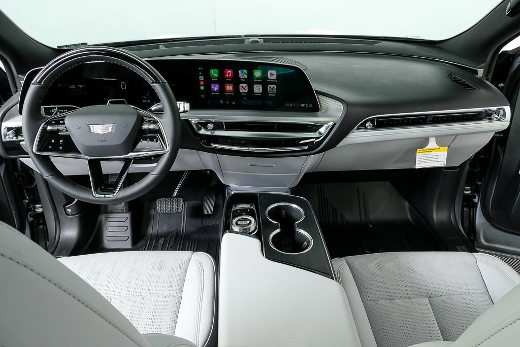 New 2026 Cadillac Lyriq Sport image 18