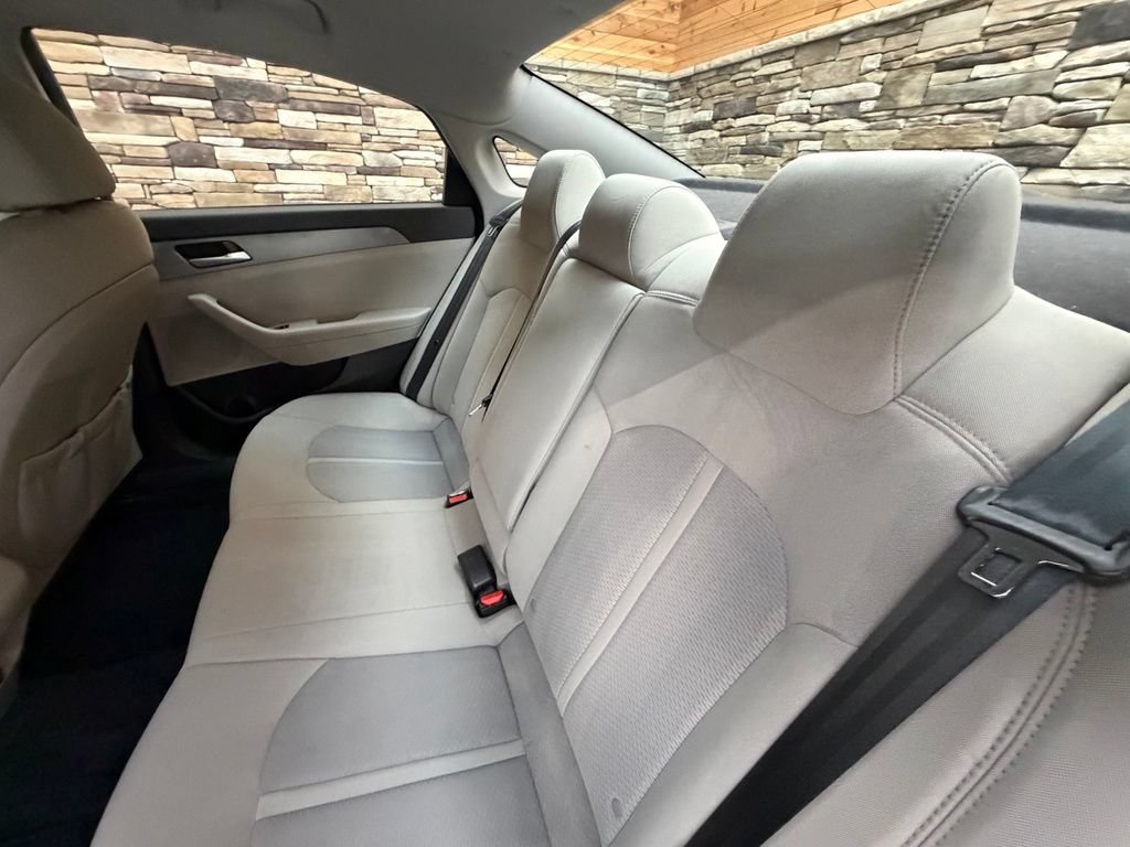 Used 2018 Hyundai Sonata SE FWD image 45