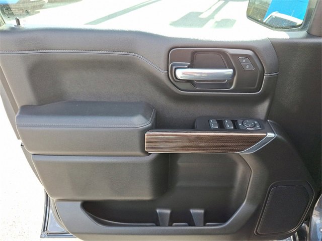 Used 2021 Chevrolet Silverado 1500 RST image 12