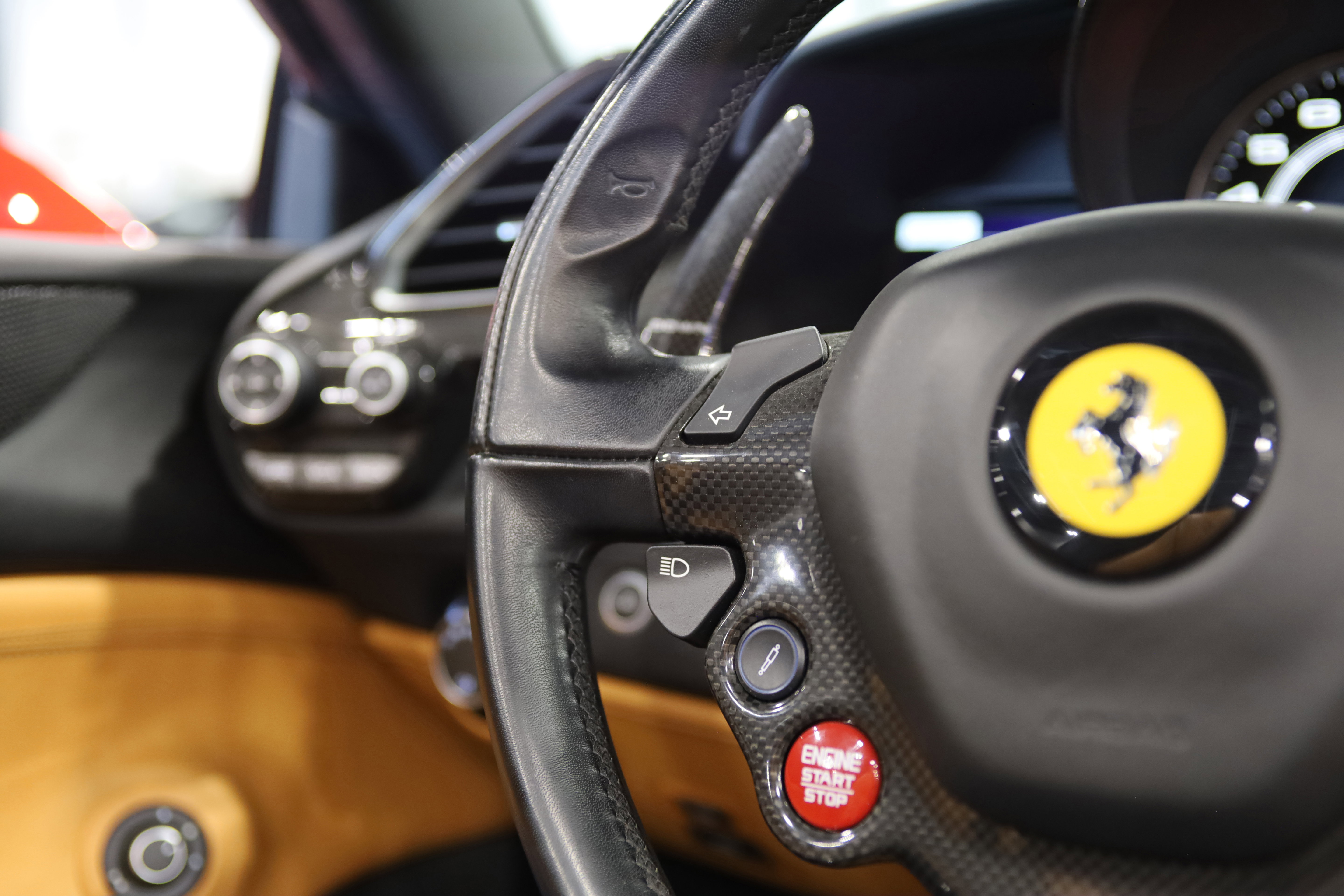 Used 2019 Ferrari 488 Spider image 16