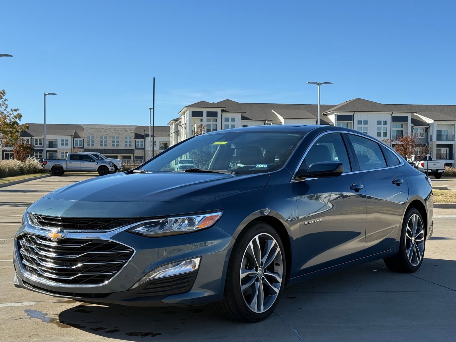 Used 2024 Chevrolet Malibu LT image 3