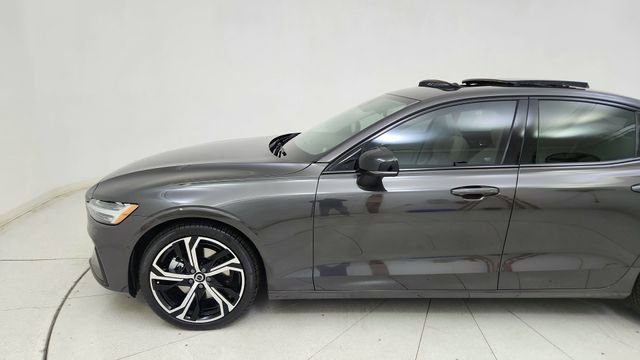 Used 2024 Volvo S60 B5 Plus w/ Climate Package image 4