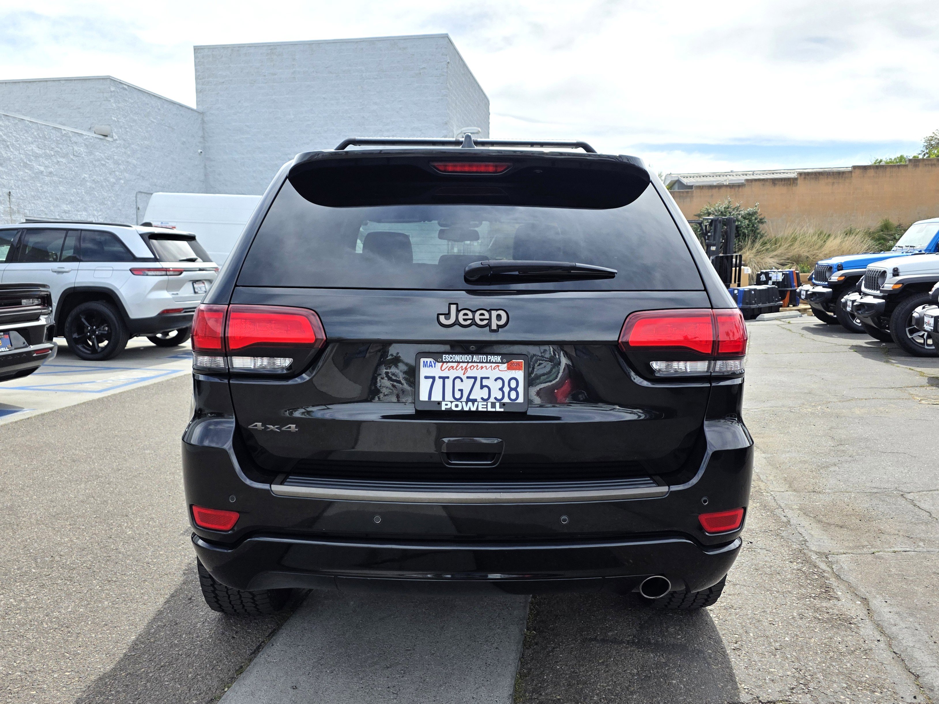 Used 2016 Jeep Grand Cherokee Limited 75th Anniversary image 4