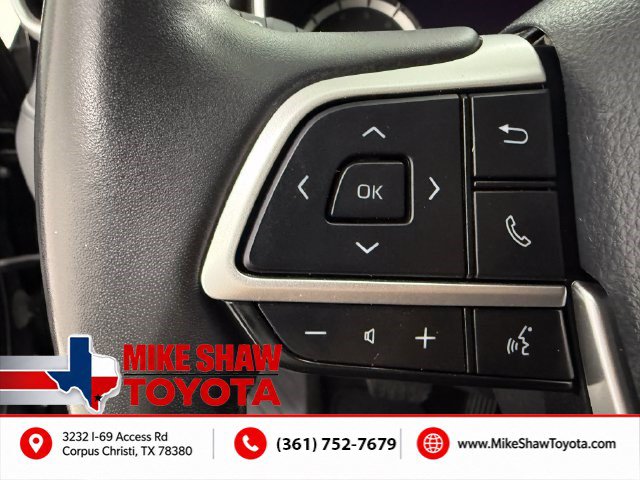 Used 2024 Toyota Highlander XLE FWD image 10