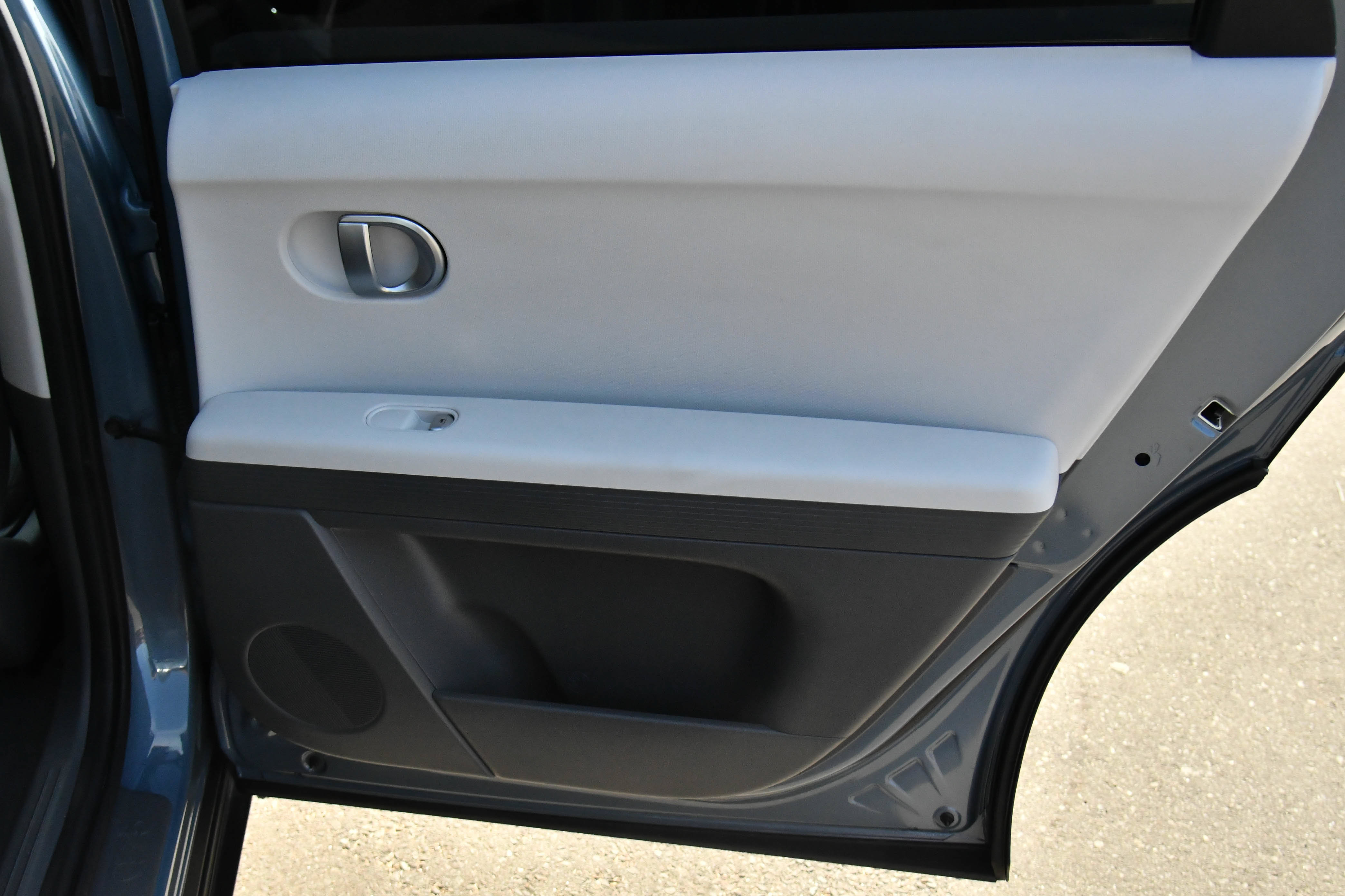 Used 2024 Hyundai Ioniq 5 SE RWD image 42