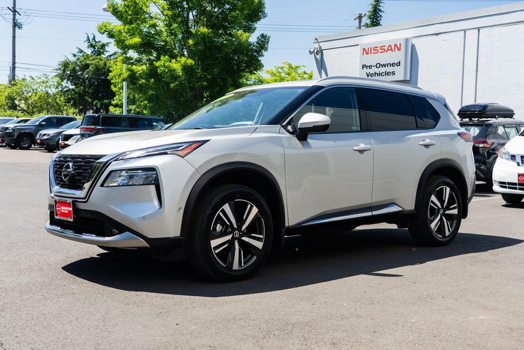 Used 2021 Nissan Rogue Platinum AWD/4WD image 3