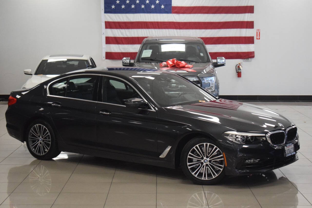 Used 2018 BMW 540i RWD image 3