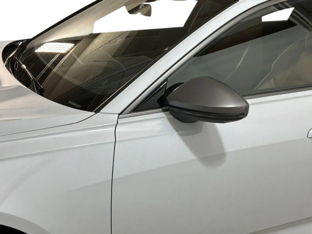 Certified 2025 Audi RS 6 performance AWD/4WD image 23