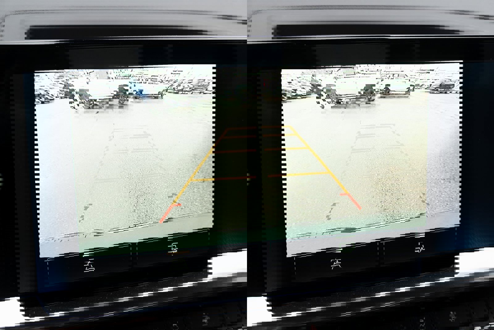 Used 2025 Chevrolet Silverado 1500 LT image 4