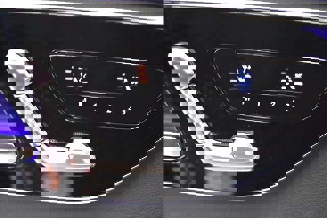 New 2026 Mercedes-Benz C 300 4MATIC Sedan image 24